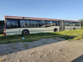     Mercedes-Benz 111