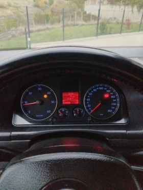 VW Touran 2.0  HI-LINE 6    | Mobile.bg    16
