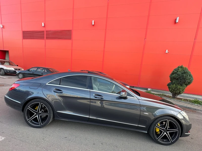 Mercedes-Benz CLS 350 AMG* 4MATIC* Distronik* , снимка 3 - Автомобили и джипове - 47066940