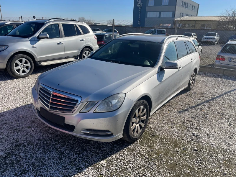 Mercedes-Benz E 200 За Търговци, снимка 1 - Автомобили и джипове - 48388272