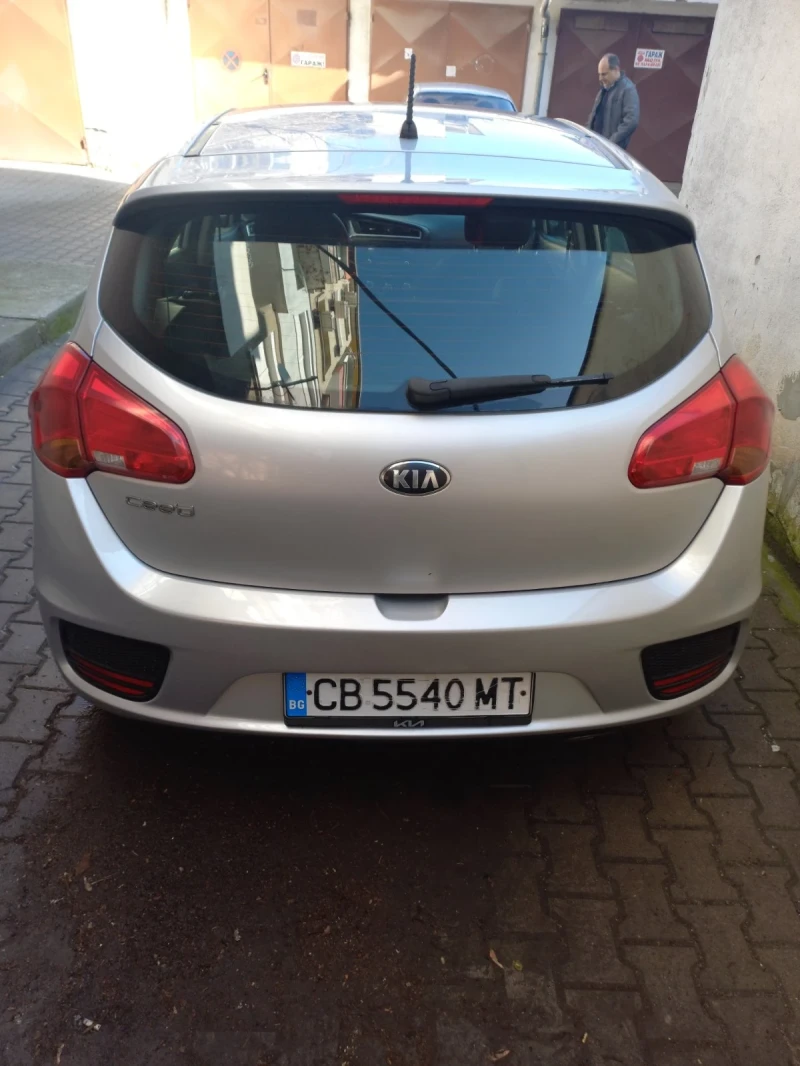 Kia Ceed, снимка 10 - Автомобили и джипове - 48655575