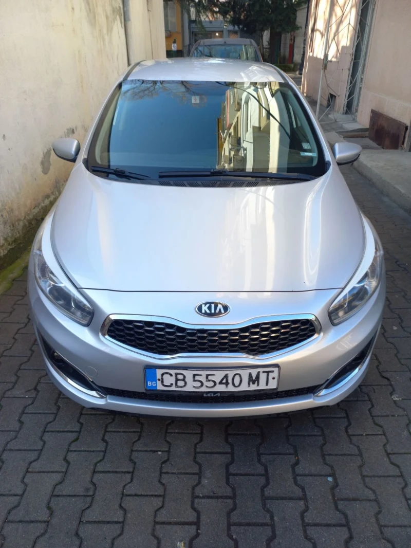 Kia Ceed, снимка 6 - Автомобили и джипове - 48655575