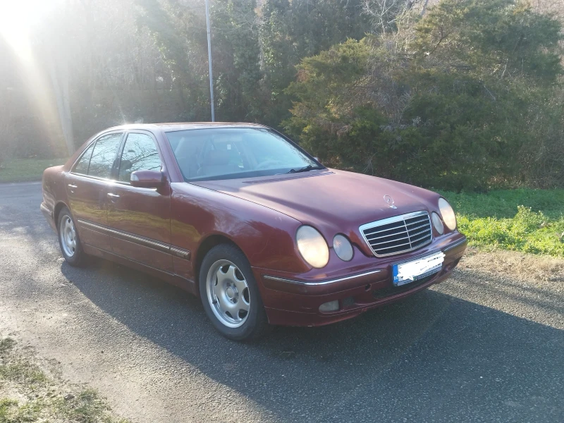 Mercedes-Benz E 240 V 6, LPG, 2600cc, ELEGANCE., снимка 2 - Автомобили и джипове - 48835106