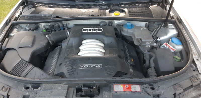 Audi A6 2.4 Бензин 170кс, снимка 7 - Автомобили и джипове - 52566649