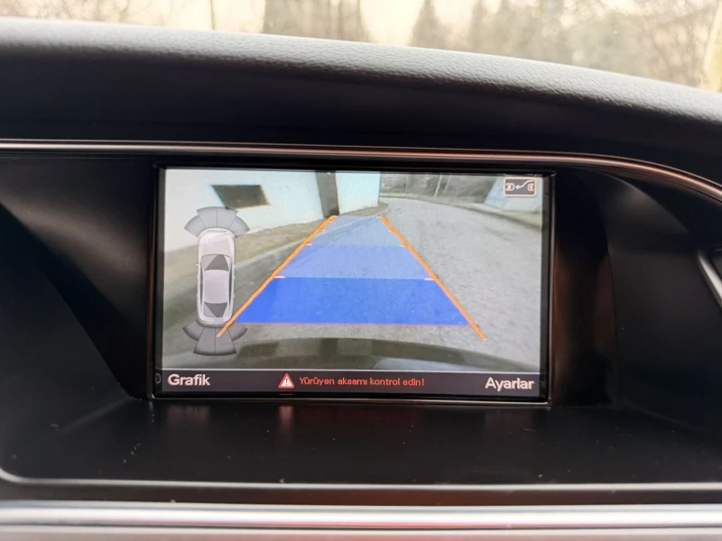 Audi A5 2.0T / QUATTRO / КАМЕРА / ПОДГРЕВ, снимка 15 - Автомобили и джипове - 52879324