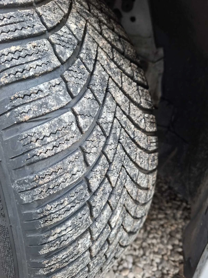 BMW 320 320, снимка 12 - Автомобили и джипове - 52887200