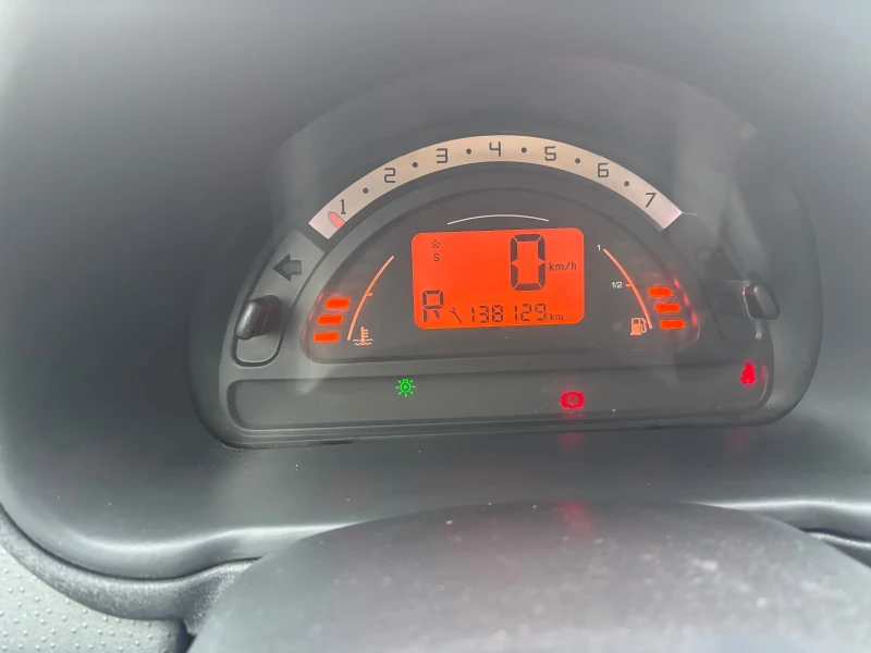 Citroen C3, снимка 5 - Автомобили и джипове - 53105334
