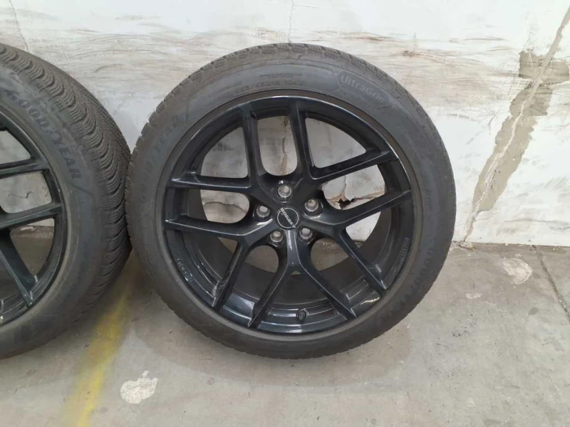 Tesla Model Y RWD LFP Теглич | 2комп. Джанти, снимка 13 - Автомобили и джипове - 53250805