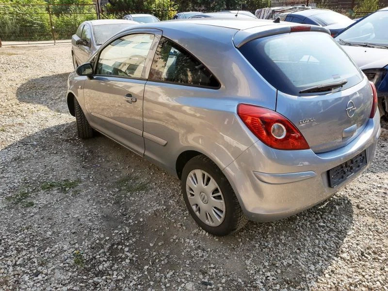 Opel Corsa 1.4 - изображение 3