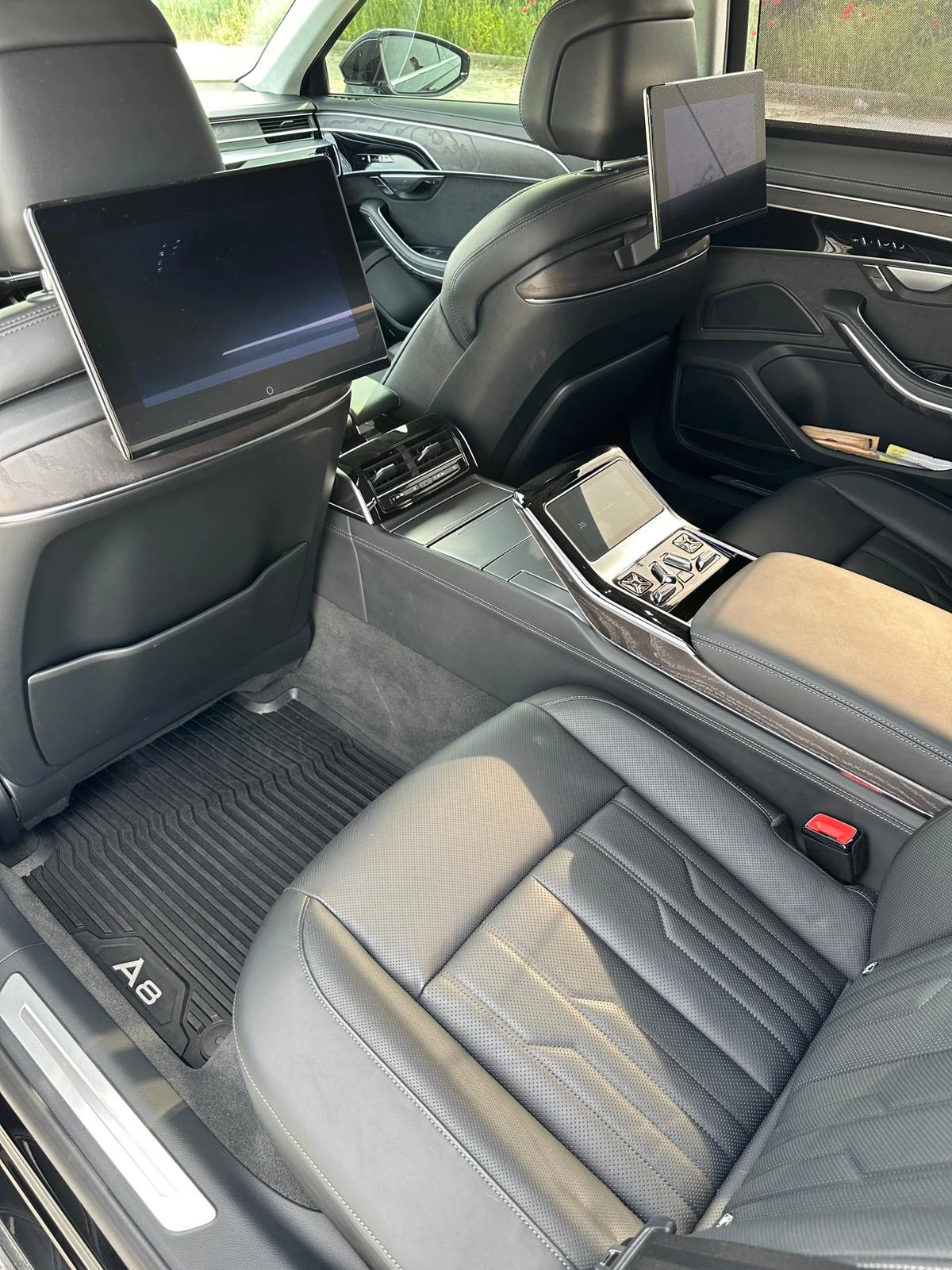 Audi A8 60 TFSİ - изображение 6