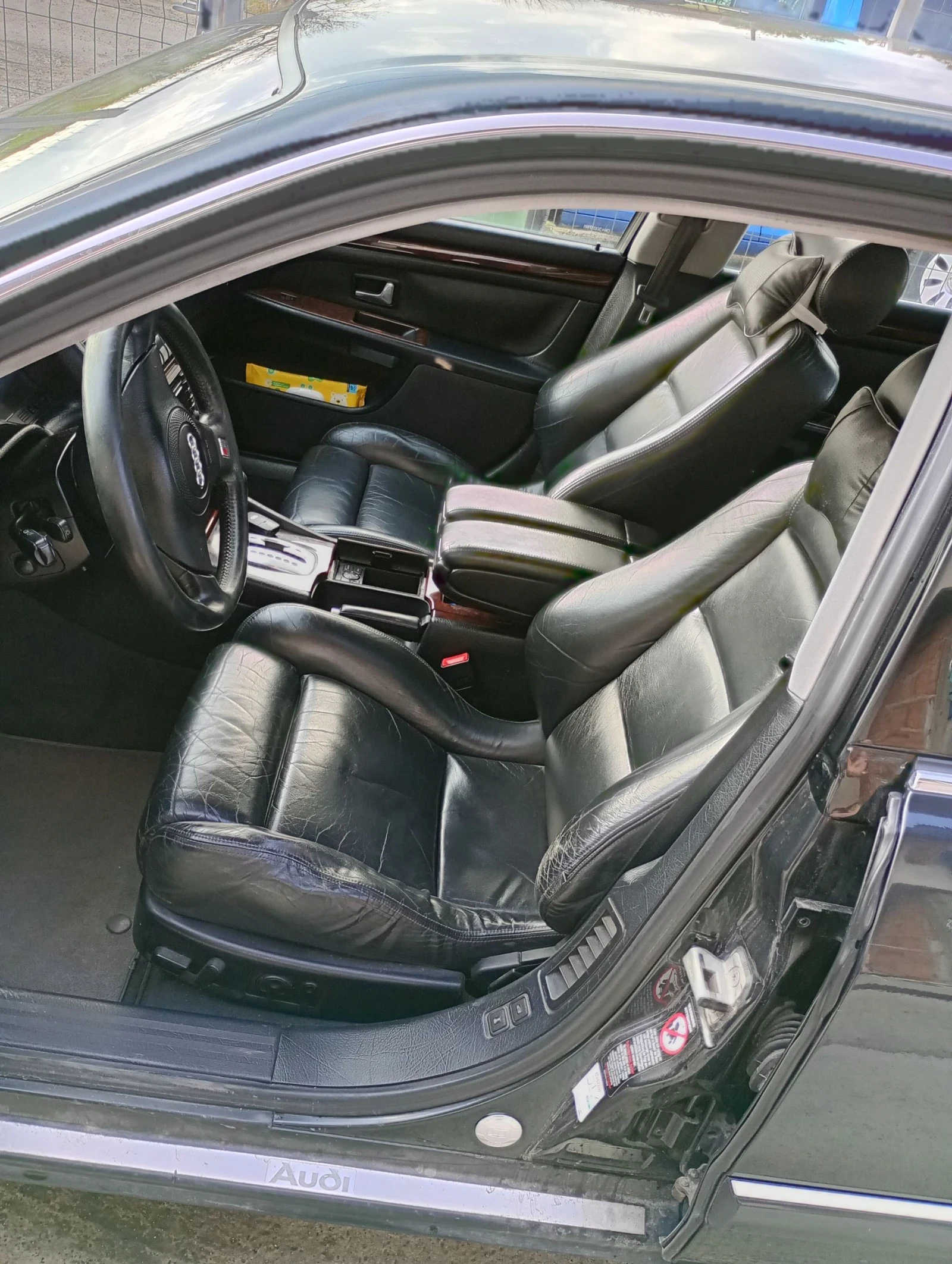 Audi A8 4200 - изображение 7