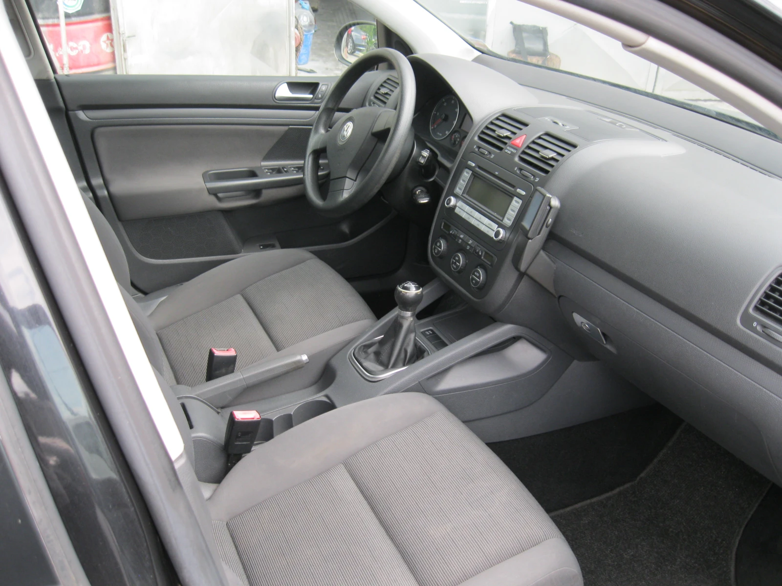 VW Golf 1.9 TDI.  105 ks - изображение 10