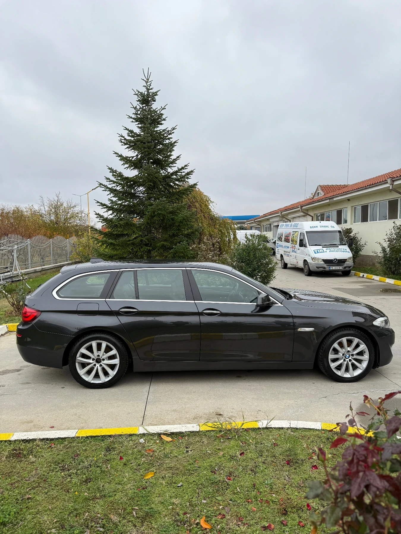 BMW 520 F11 184./ Xenon/ Navi/ Podgrev/ Camera/  | Mobile.bg   5