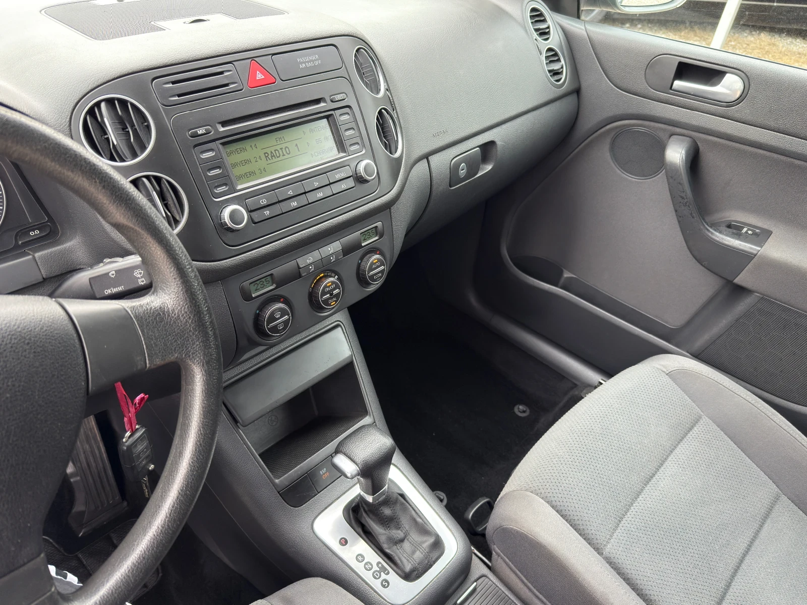 VW Golf 1.6 i Aytomat | Mobile.bg � ����������� 12