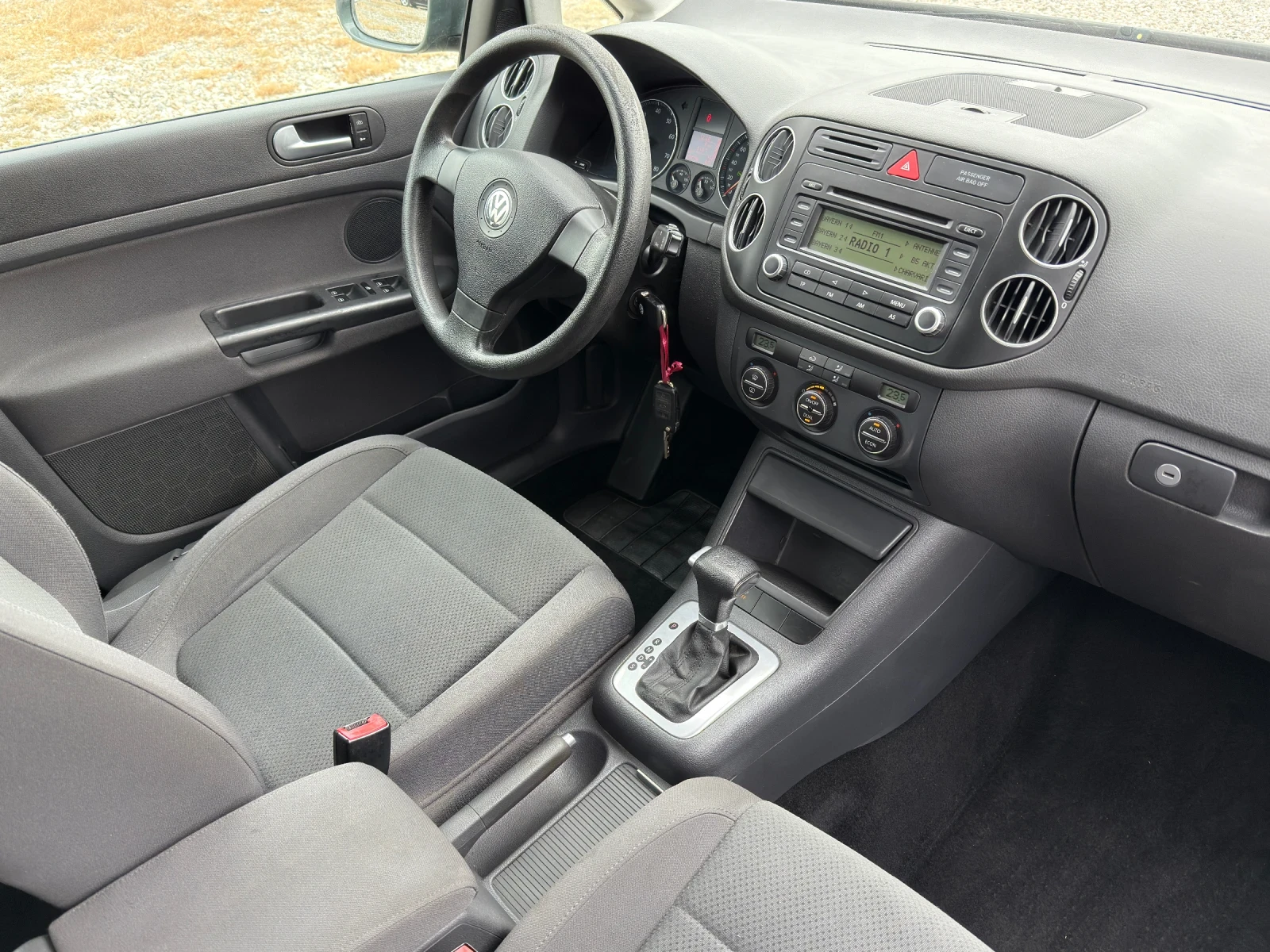 VW Golf 1.6 i Aytomat | Mobile.bg � ����������� 11