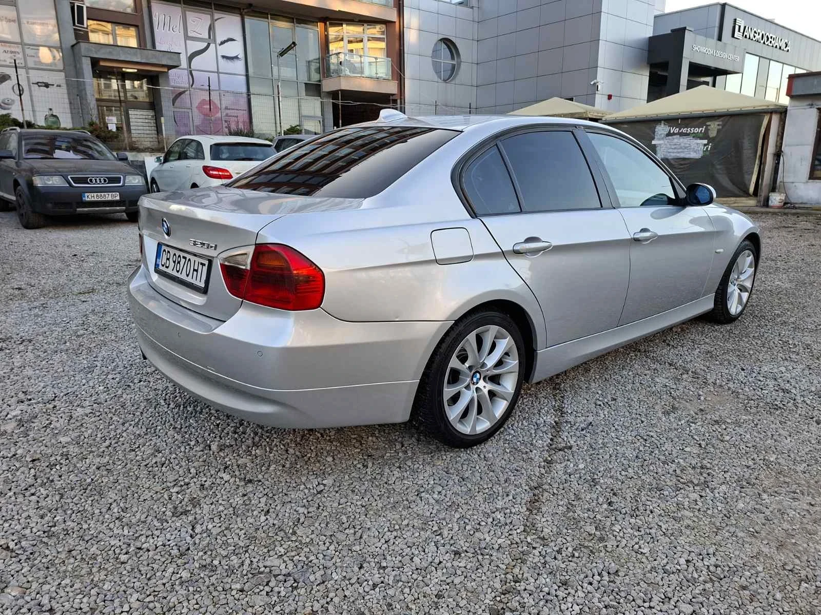 BMW 320 320 - изображение 5