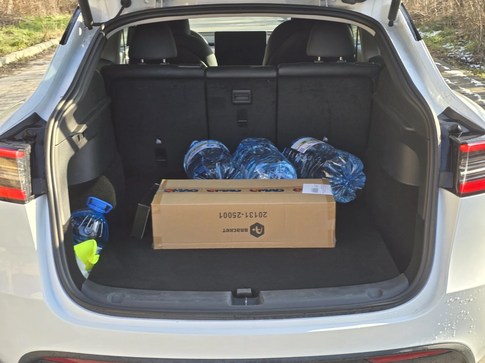 Tesla Model Y RWD LFP ������ | 2����. ������ | Mobile.bg � ����������� 12