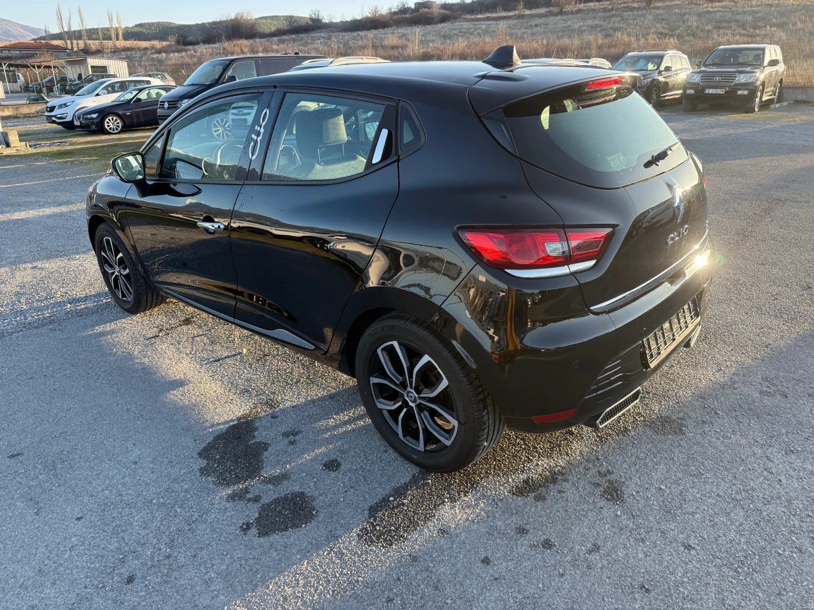 Renault Clio 1.5 DCI, снимка 4 - Автомобили и джипове - 53896957