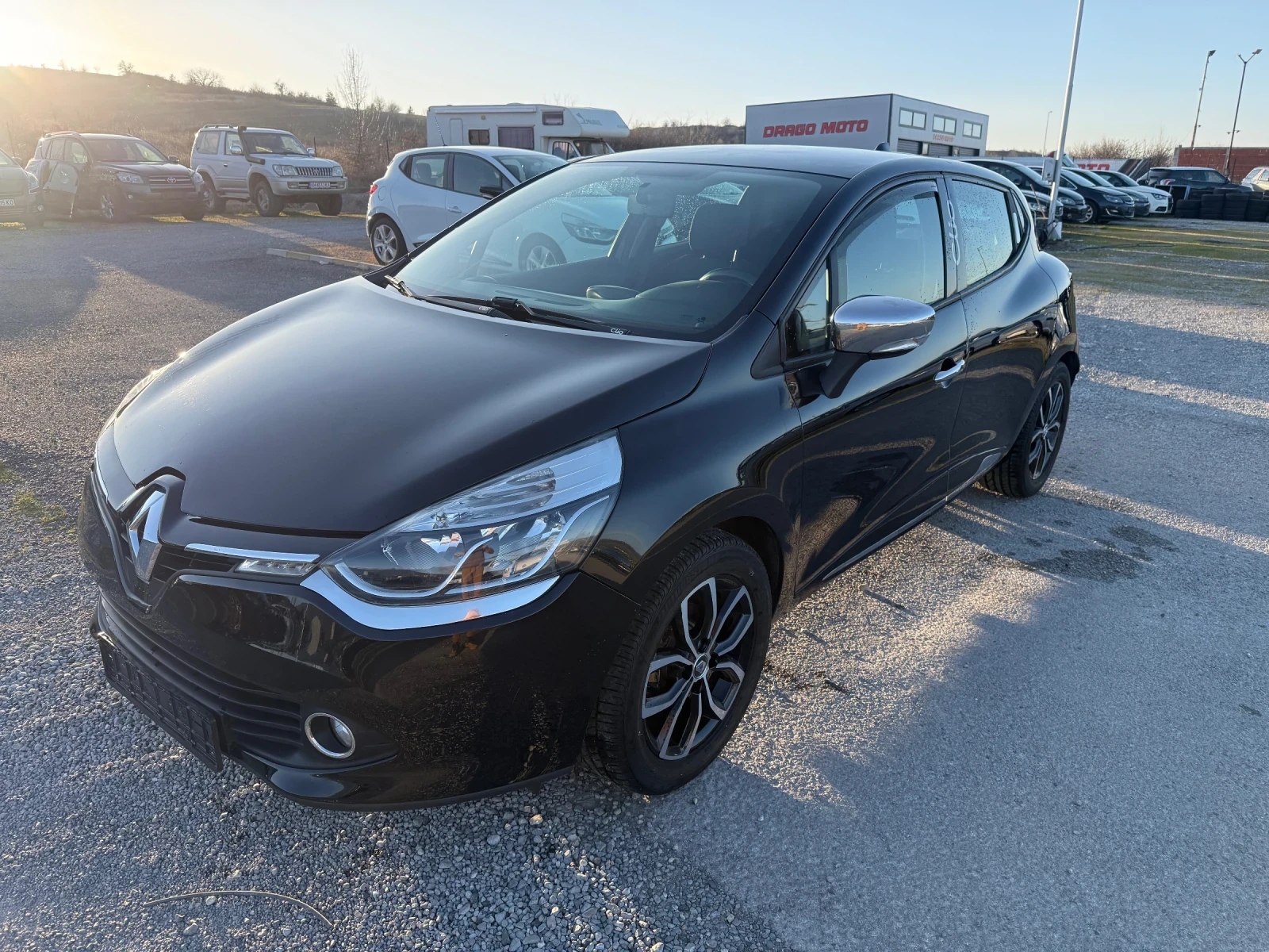 Renault Clio 1.5 DCI, снимка 3 - Автомобили и джипове - 53896957