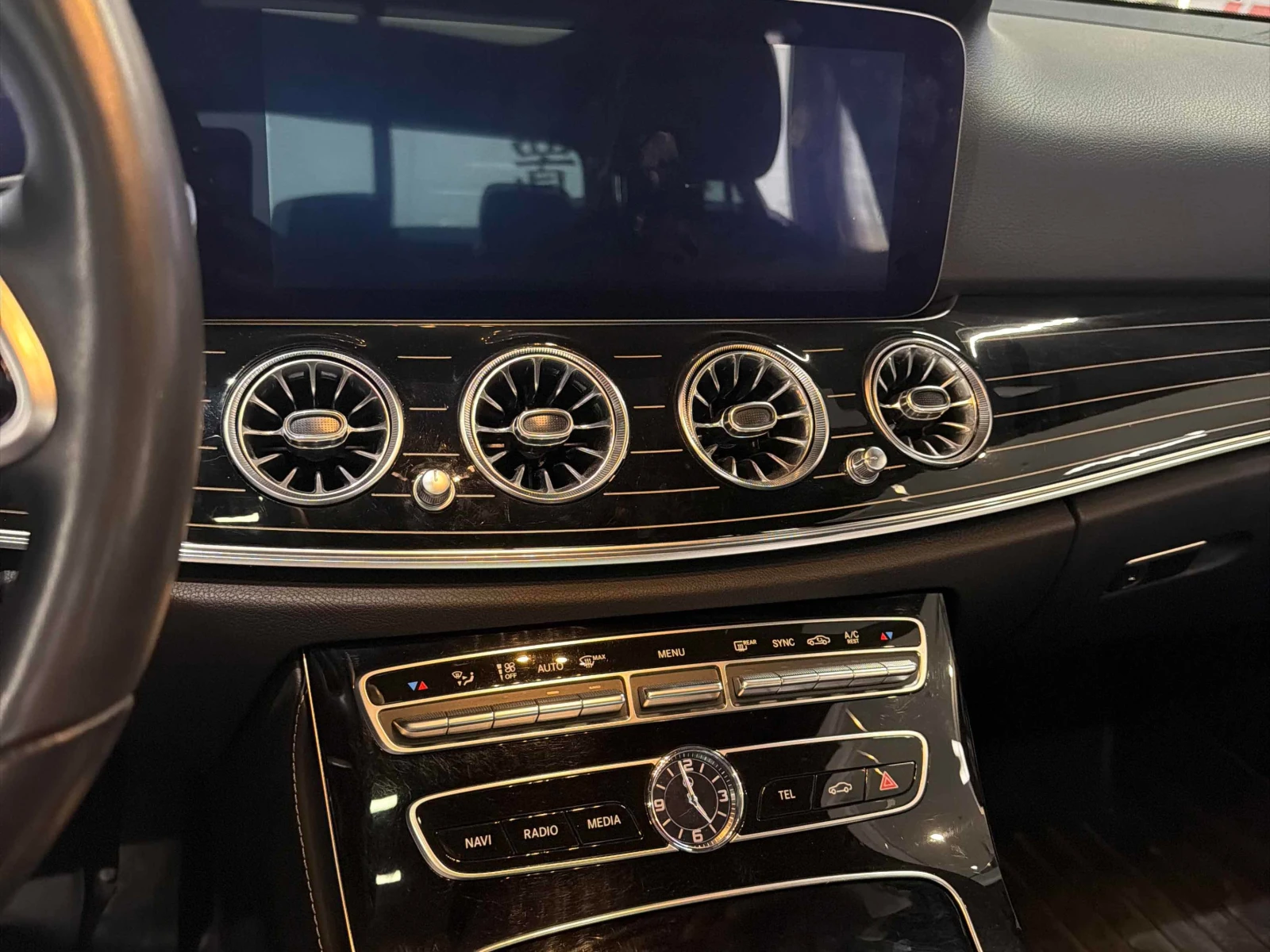 Mercedes-Benz E 450 AMG * HEAD UP * ��� ��������� * �������� ������� * | Mobile.bg � ����������� 9