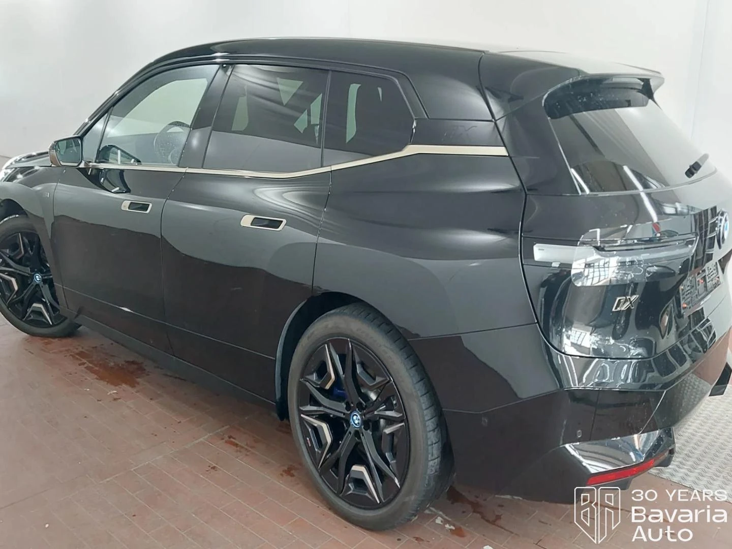 BMW iX M60 xDrive Sport, снимка 2 - Автомобили и джипове - 54345196