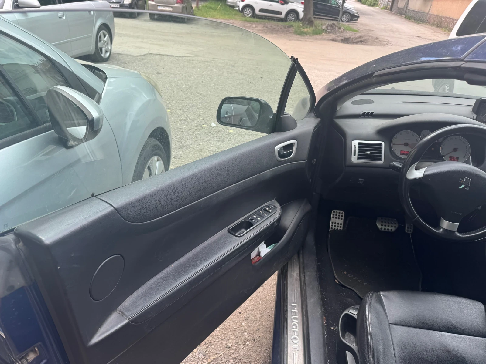 Peugeot 307  CC, снимка 7 - Автомобили и джипове - 54870640