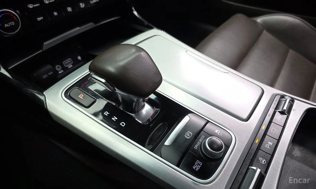 Kia Stinger 3.3* TURBO* GT* �������* ���������* �����* LANE* A | Mobile.bg � ����������� 11