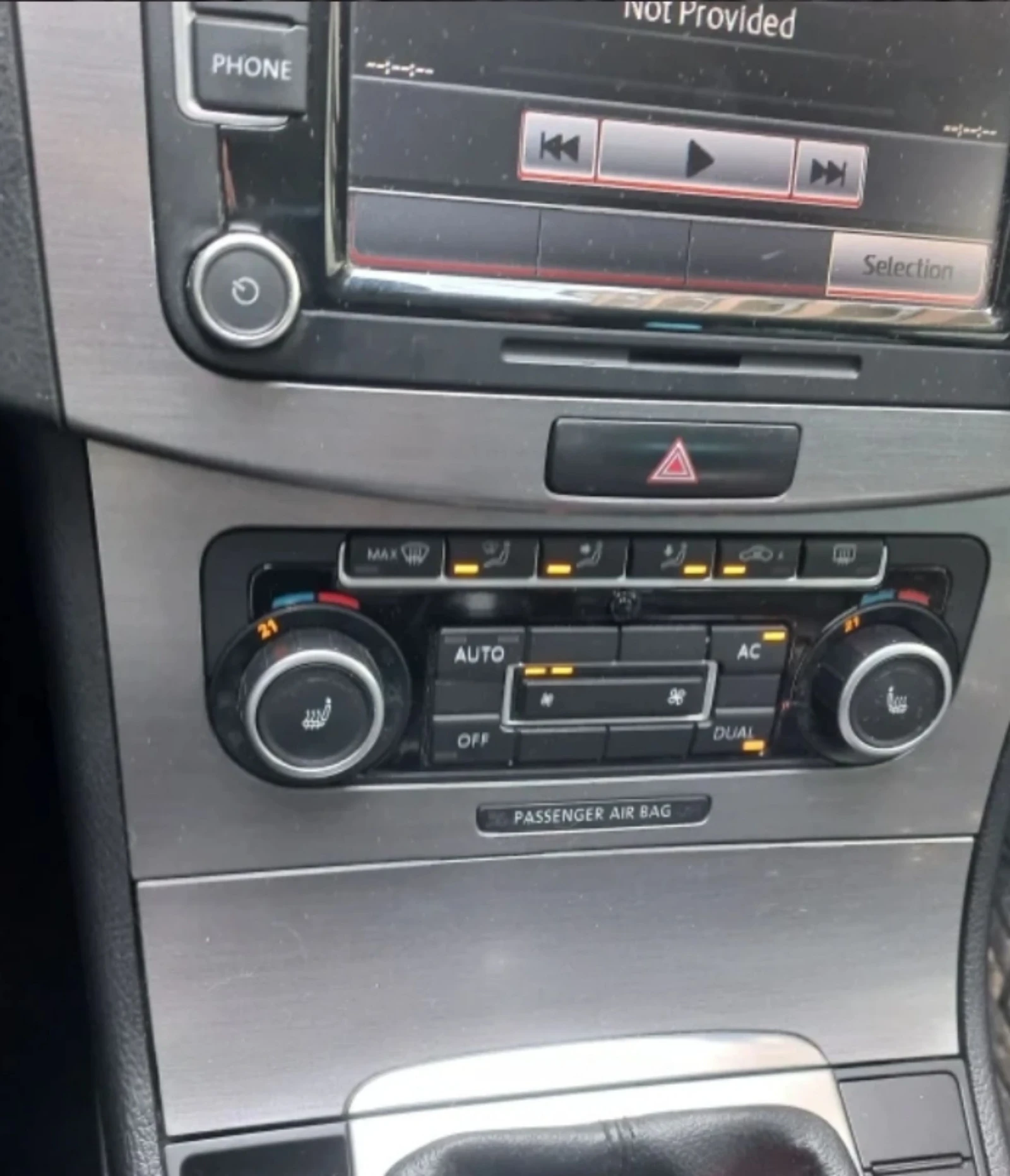 VW Passat 2.0 TDI Bluemotion, снимка 9 - Автомобили и джипове - 55264161