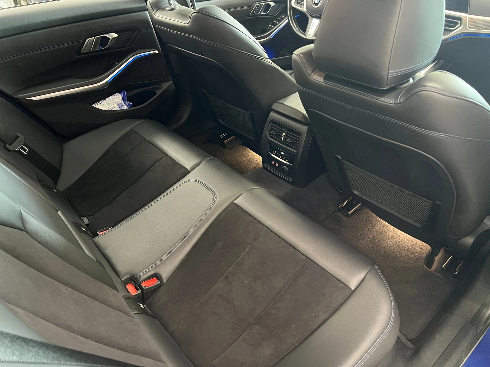 BMW 320 d xDrive, снимка 10 - Автомобили и джипове - 55446183