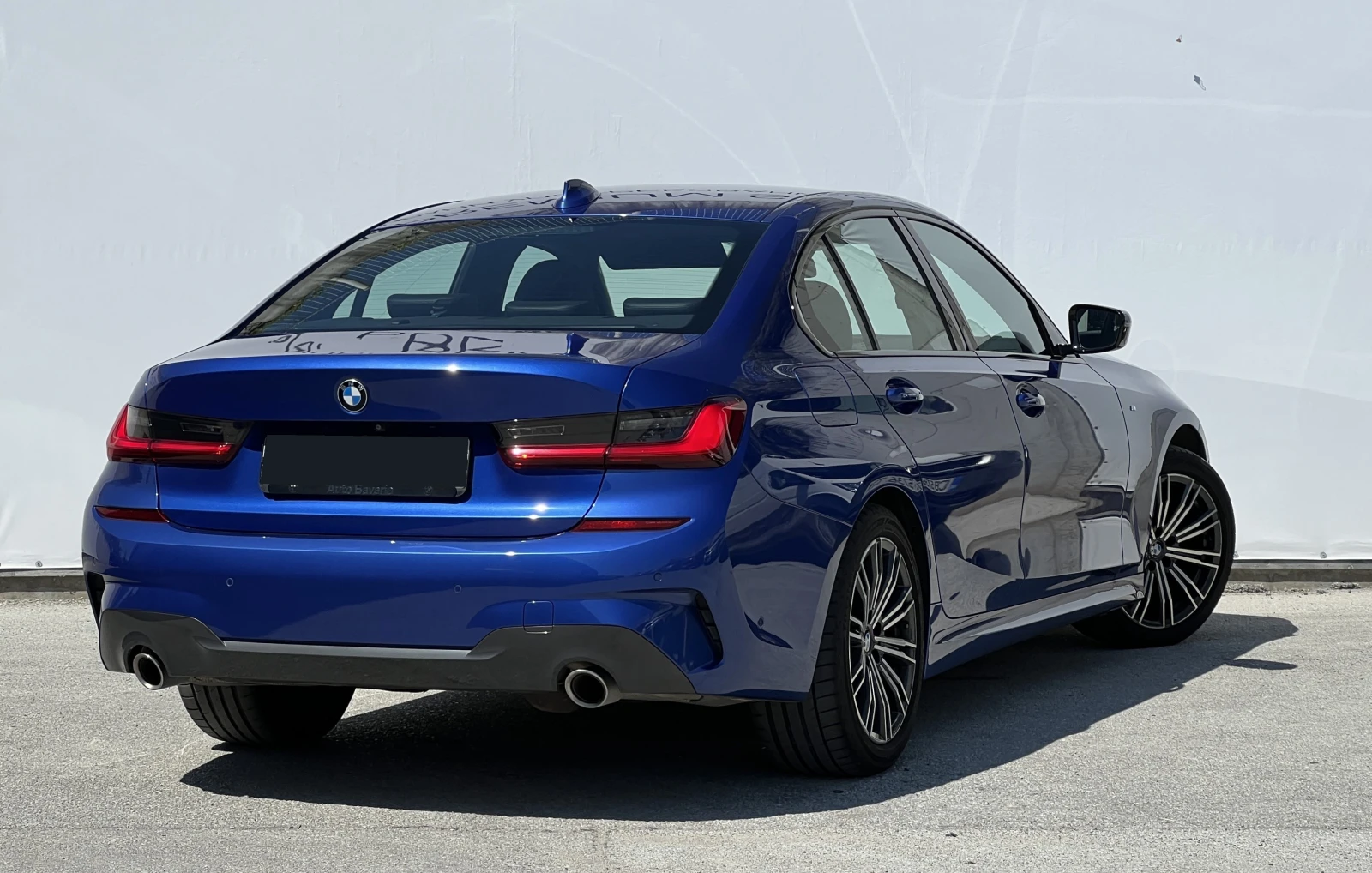 BMW 320 d xDrive, снимка 2 - Автомобили и джипове - 55446183