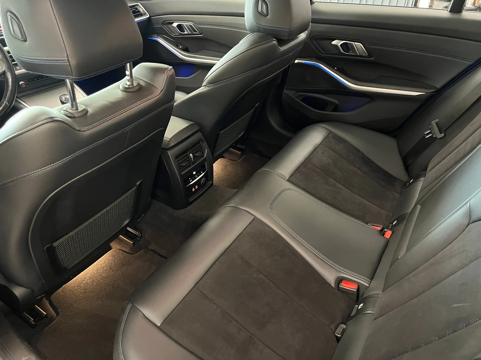 BMW 320 d xDrive, снимка 9 - Автомобили и джипове - 55446183