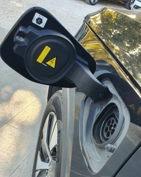 Volvo XC40 Т4 Plug-in Hybrid, снимка 5
