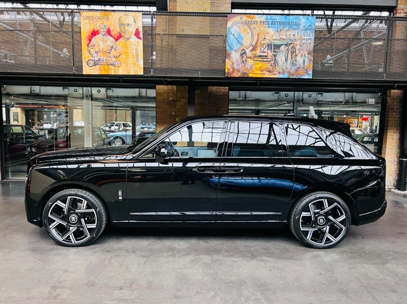 Rolls-Royce Cullinan SERIES II/BLACK BADGE/BESPOKE/SHOOTING STAR/4-SEAT, снимка 5 - Автомобили и джипове - 51606778