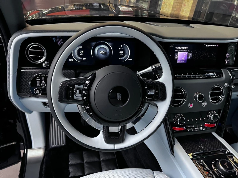 Rolls-Royce Cullinan SERIES II/BLACK BADGE/BESPOKE/SHOOTING STAR/4-SEAT, снимка 10 - Автомобили и джипове - 51606778