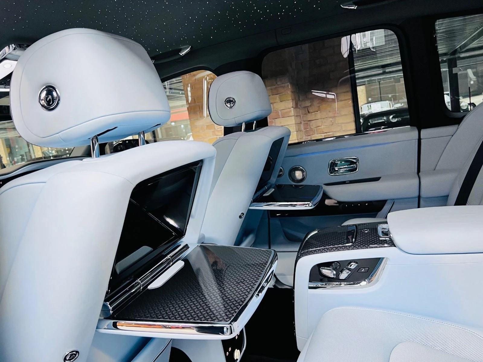 Rolls-Royce Cullinan SERIES II/BLACK BADGE/BESPOKE/SHOOTING STAR/4-SEAT | Mobile.bg   14