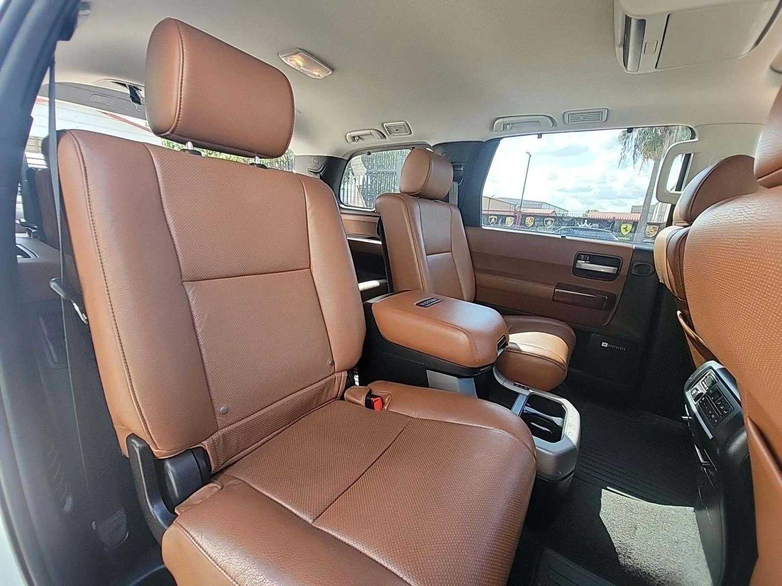 Toyota Sequoia Platinum | Mobile.bg   13