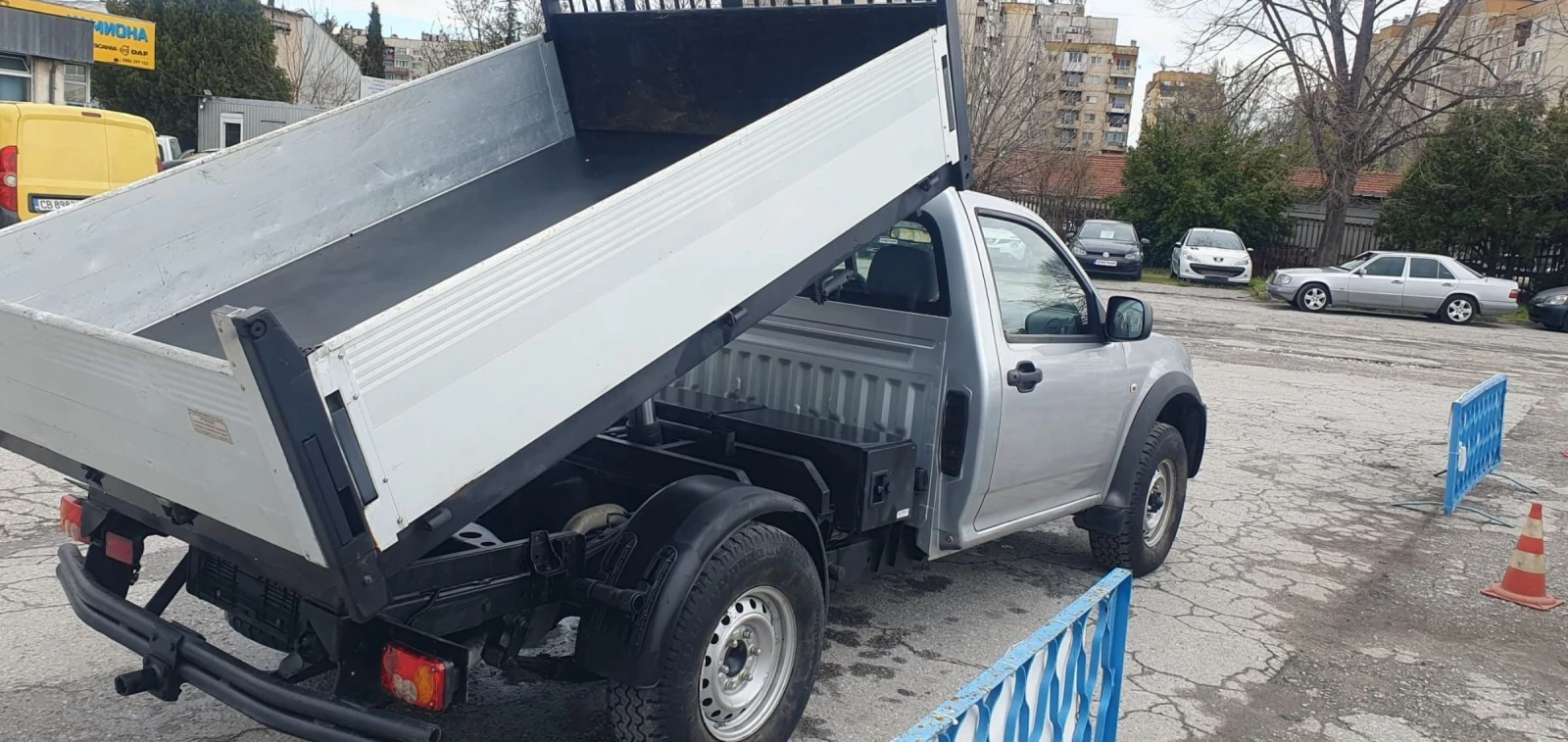 Isuzu D-max САМОСФАЛ 4X4 НОВ ВНОС, снимка 5 - Автомобили и джипове - 54093879
