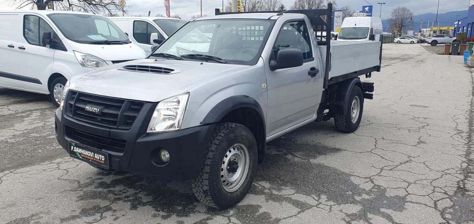 Isuzu D-max САМОСФАЛ 4X4 НОВ ВНОС, снимка 9 - Автомобили и джипове - 54093879