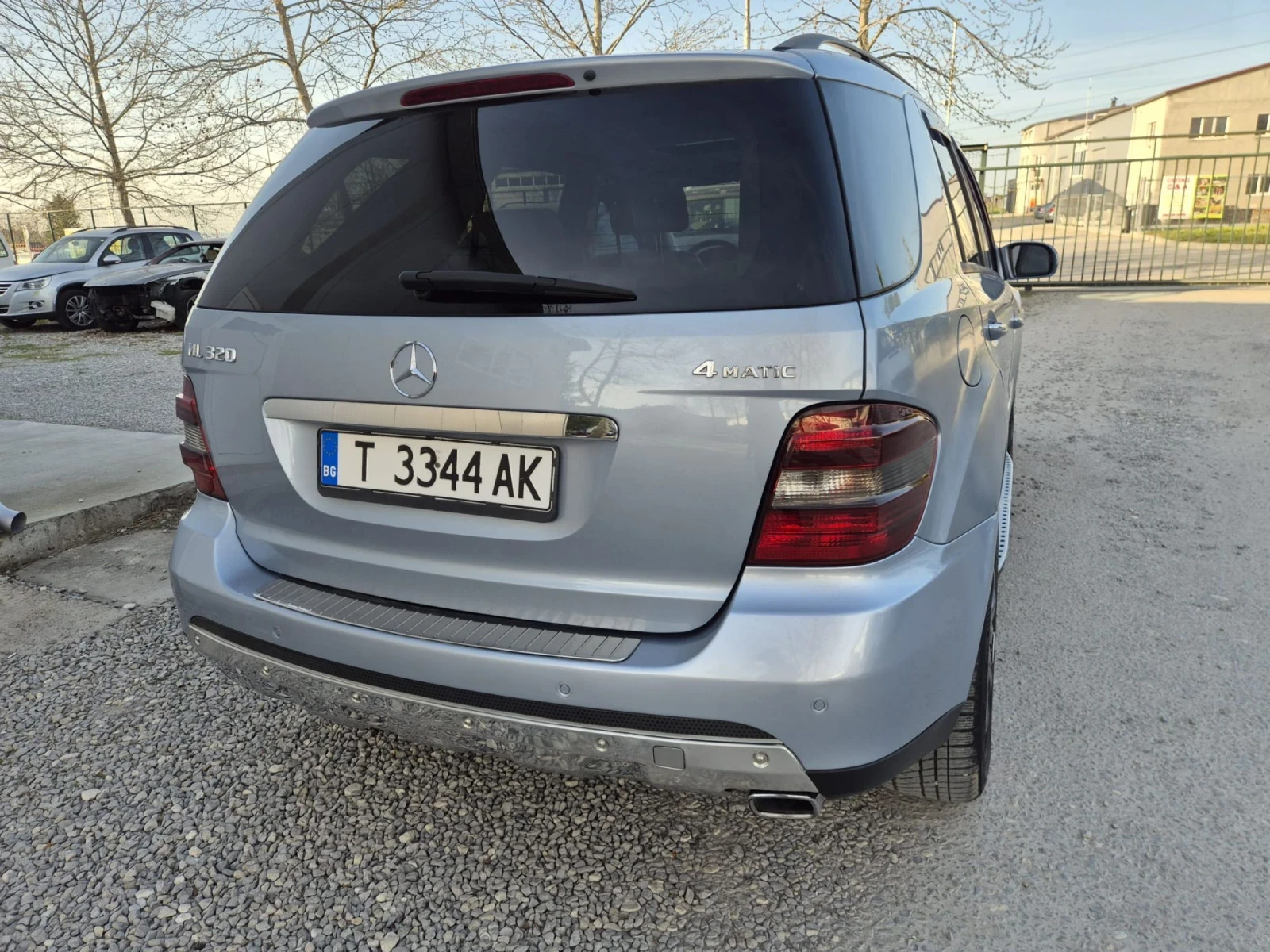 Mercedes-Benz ML 320 3.2cdi- 4 matic, снимка 3 - Автомобили и джипове - 54219763