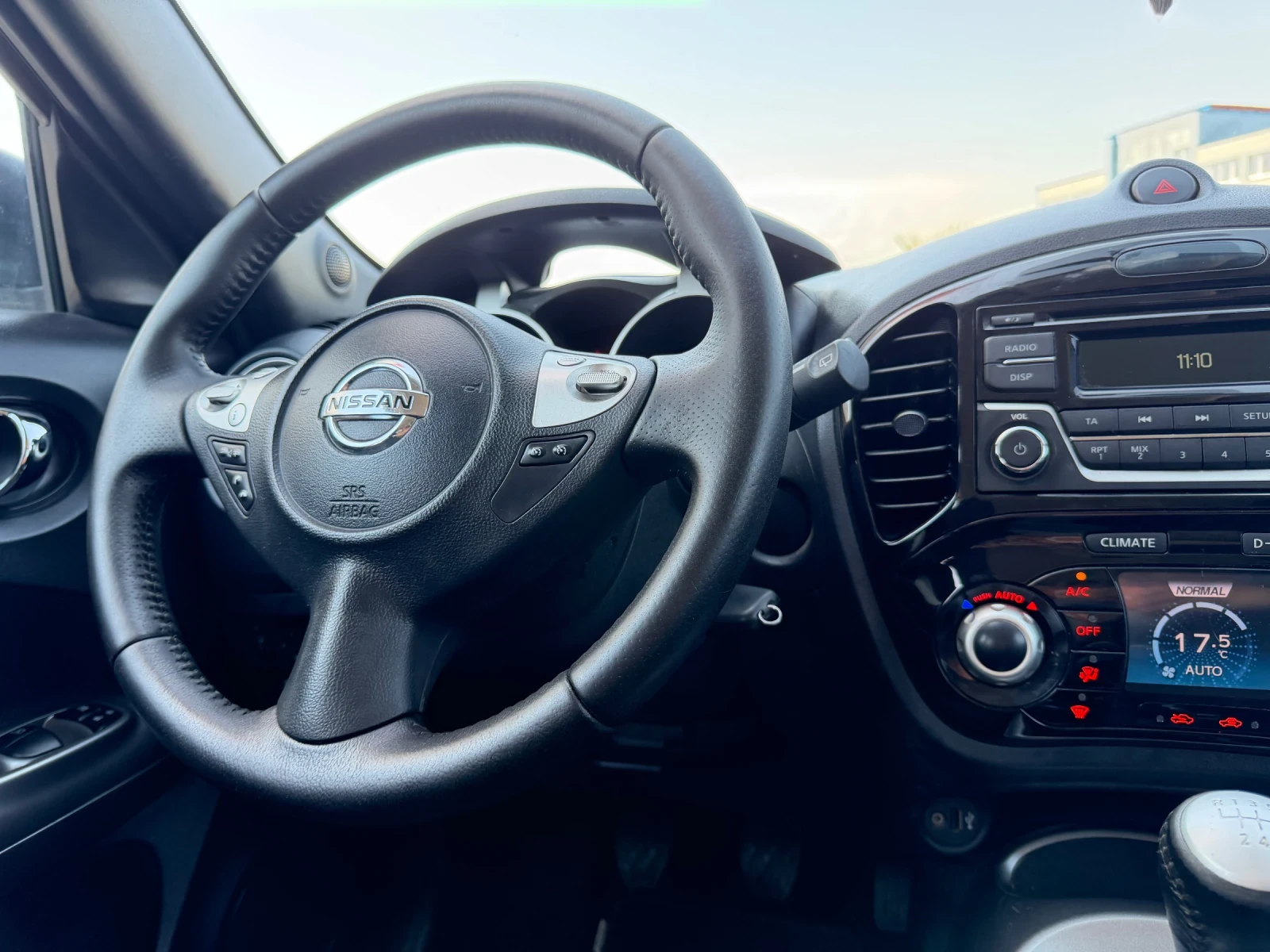 Nissan Juke Топ състояние, нови гуми, снимка 10 - Автомобили и джипове - 55125442