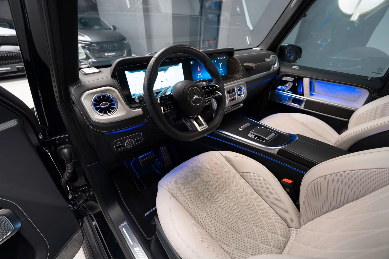 Mercedes-Benz G 63 AMG * FACELIFT* MANUFAKTUR* NIGHT PAKET* MAGNO* , снимка 7 - Автомобили и джипове - 55788640