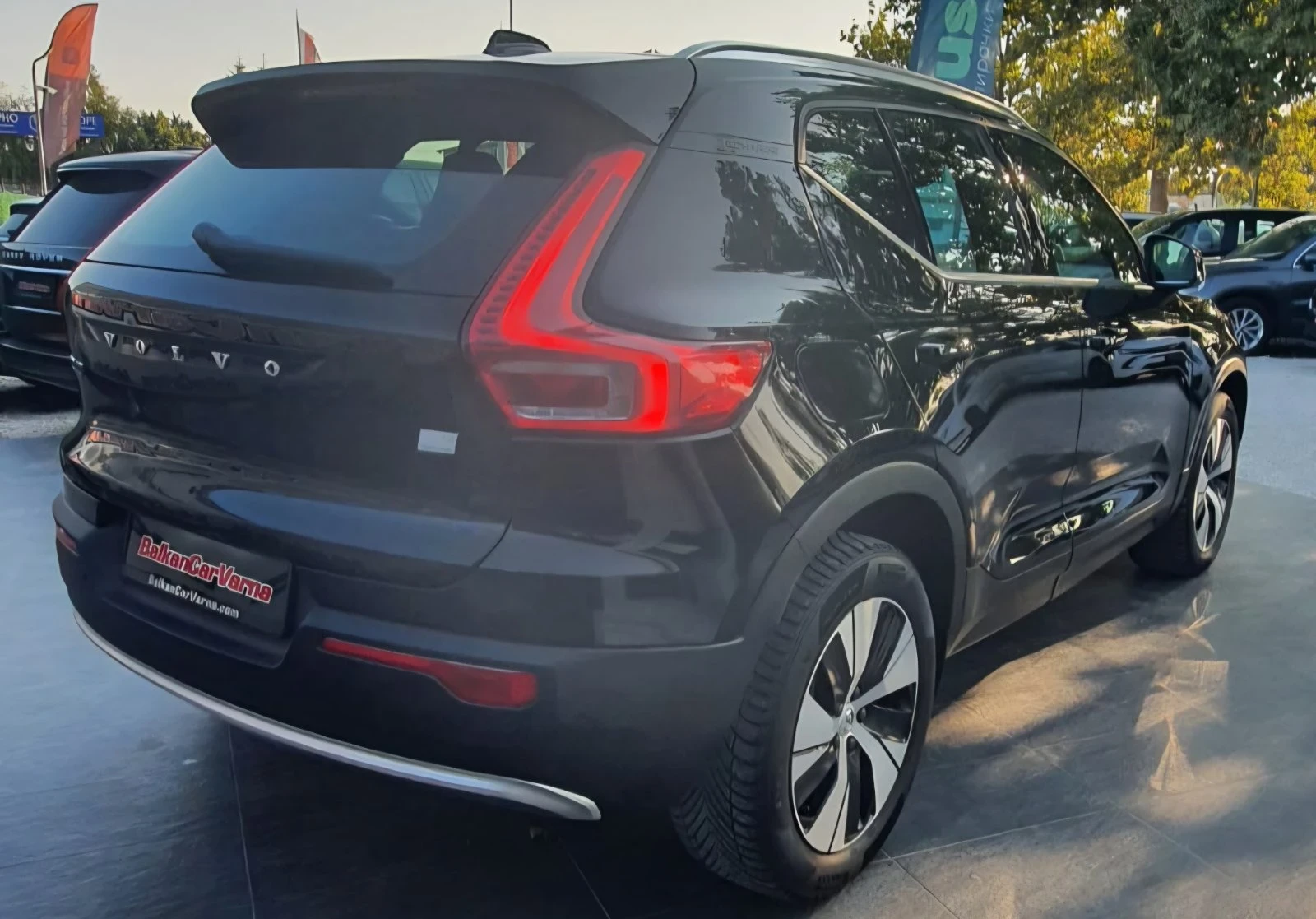 Volvo XC40 Т4 Plug-in Hybrid, снимка 12 - Автомобили и джипове - 55833610