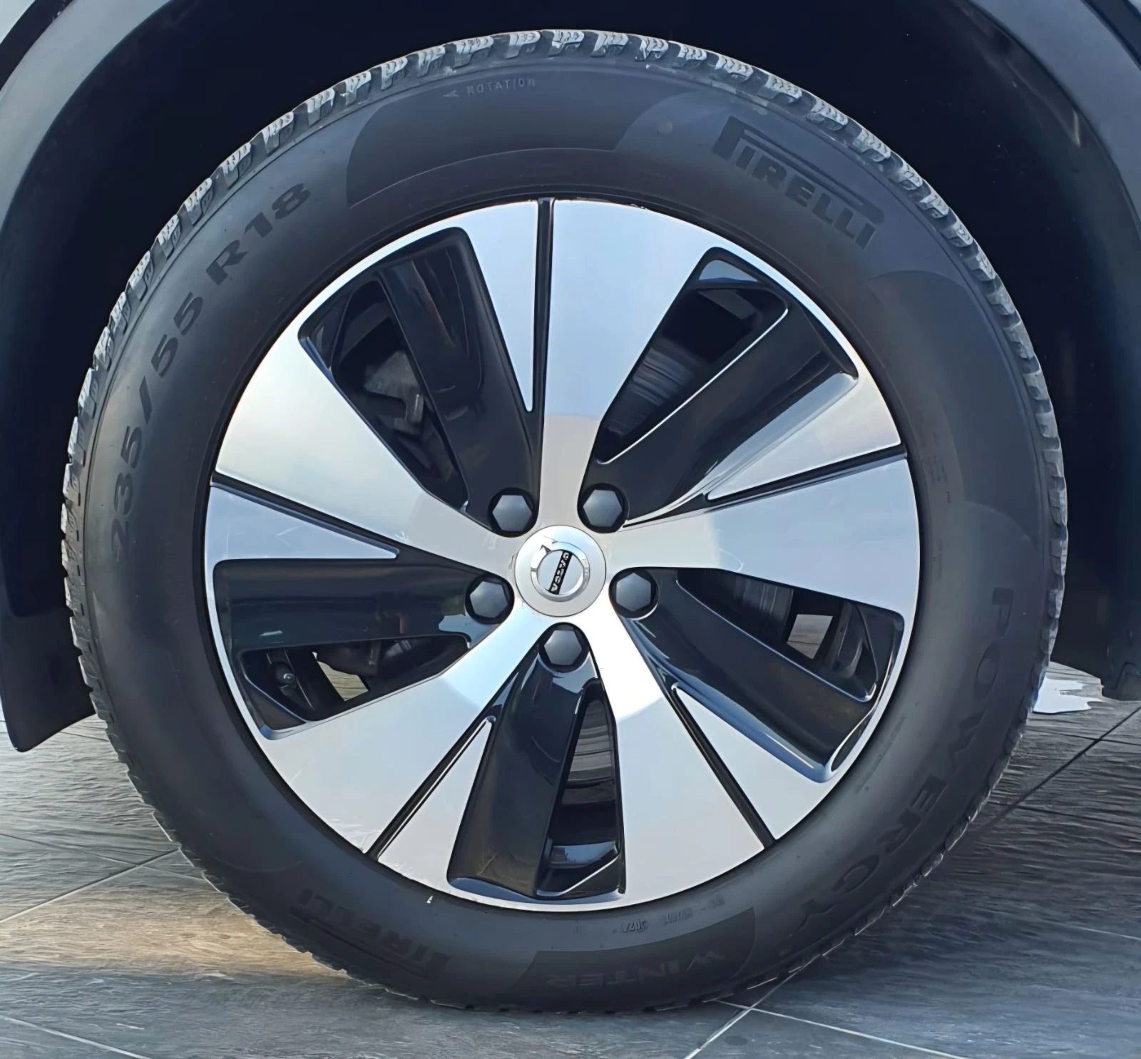 Volvo XC40 Т4 Plug-in Hybrid, снимка 4 - Автомобили и джипове - 55833610