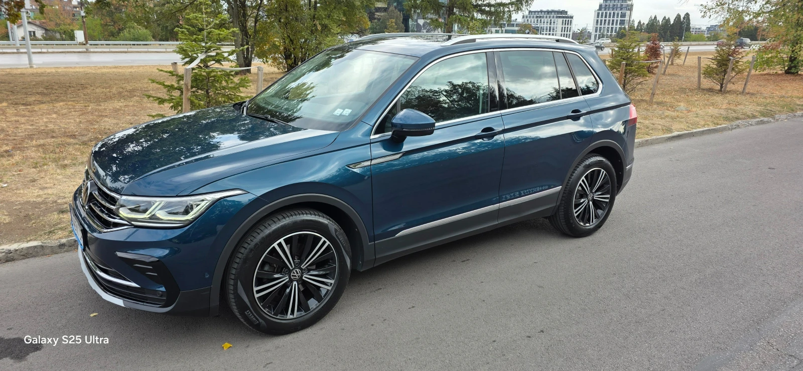 VW Tiguan, снимка 3 - Автомобили и джипове - 56293688