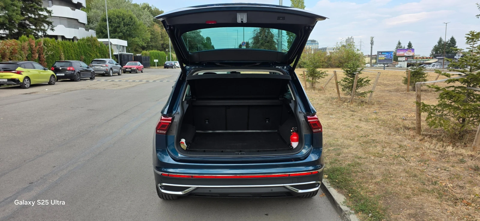 VW Tiguan, снимка 7 - Автомобили и джипове - 56293688