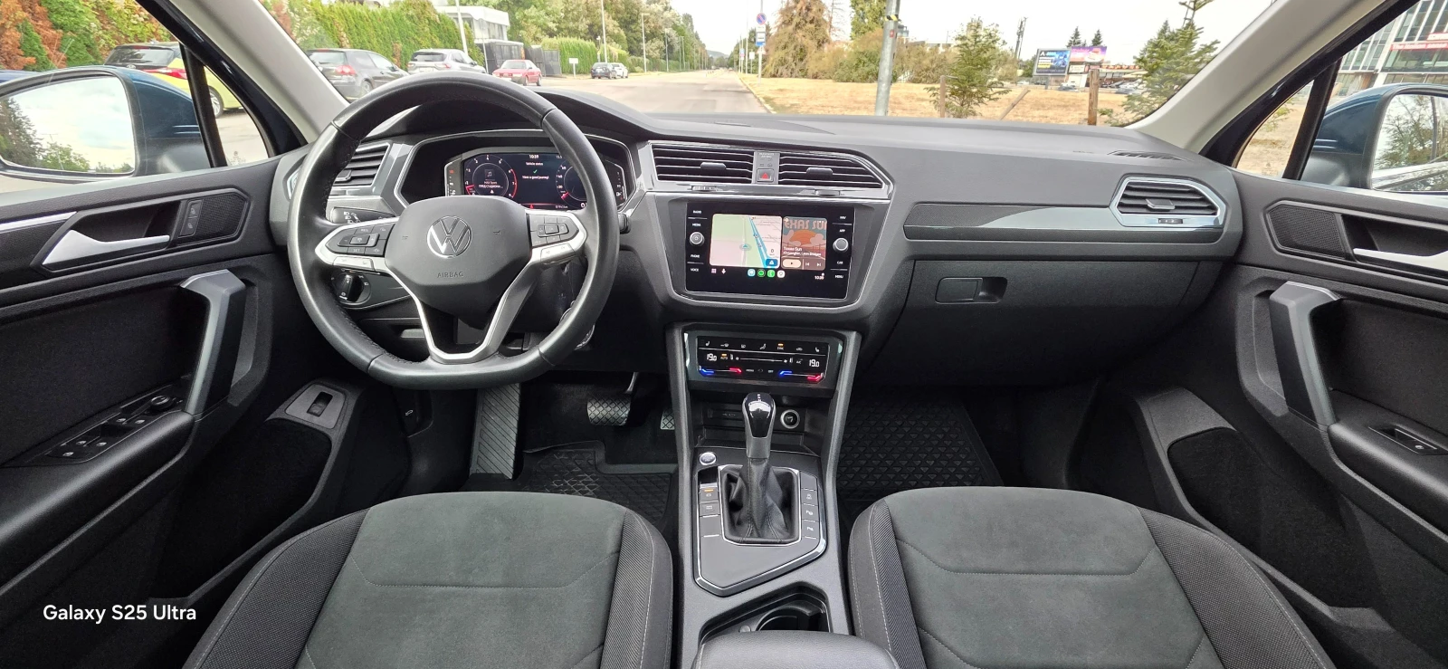 VW Tiguan, снимка 11 - Автомобили и джипове - 56293688