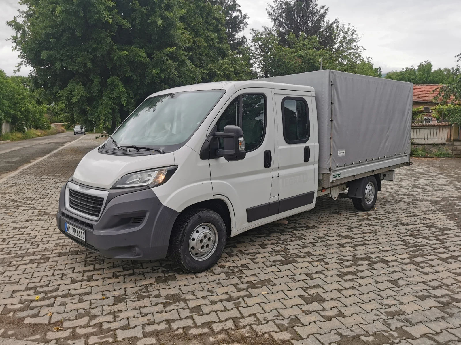 Peugeot Boxer 6+ 1 товаропътнически