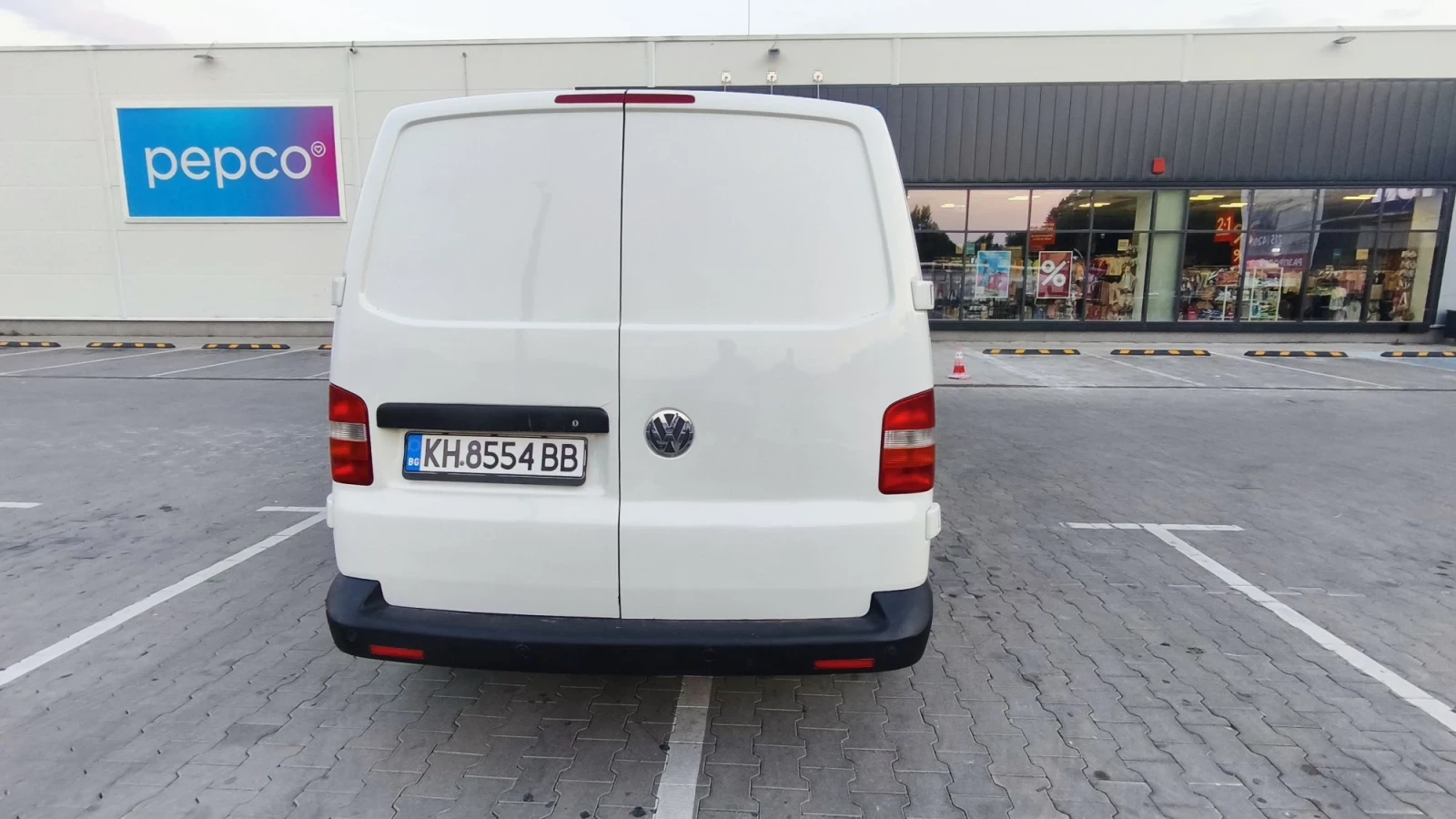 VW T5 Transporter, снимка 4 - Бусове и автобуси - 55609642
