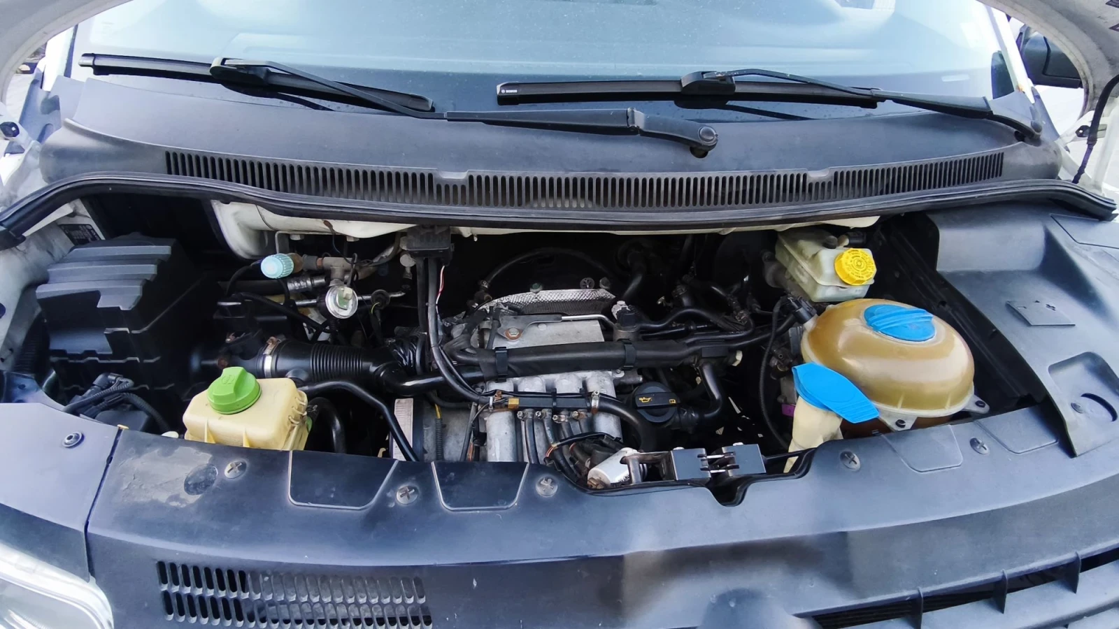 VW T5 Transporter, снимка 7 - Бусове и автобуси - 55609642