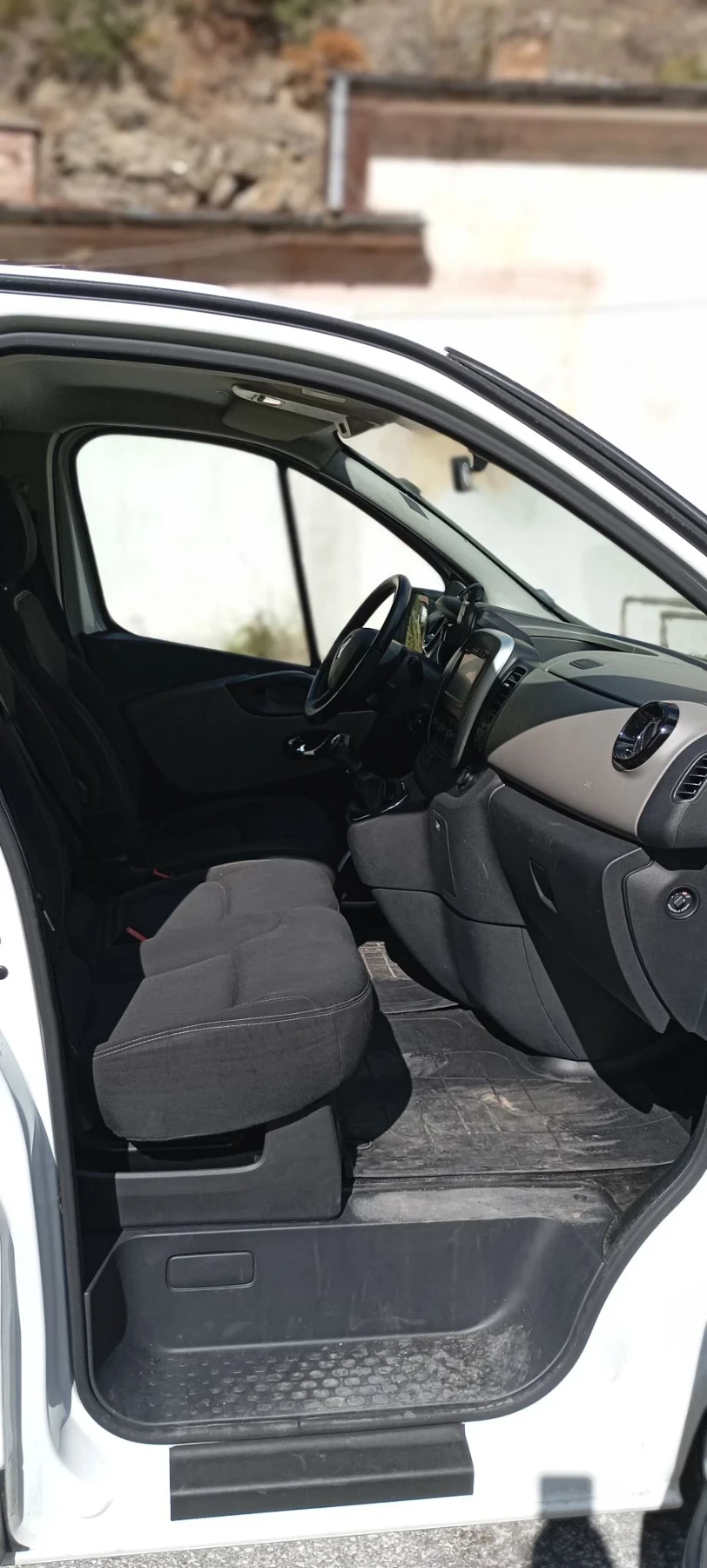 Renault Trafic | Mobile.bg � ����������� 9